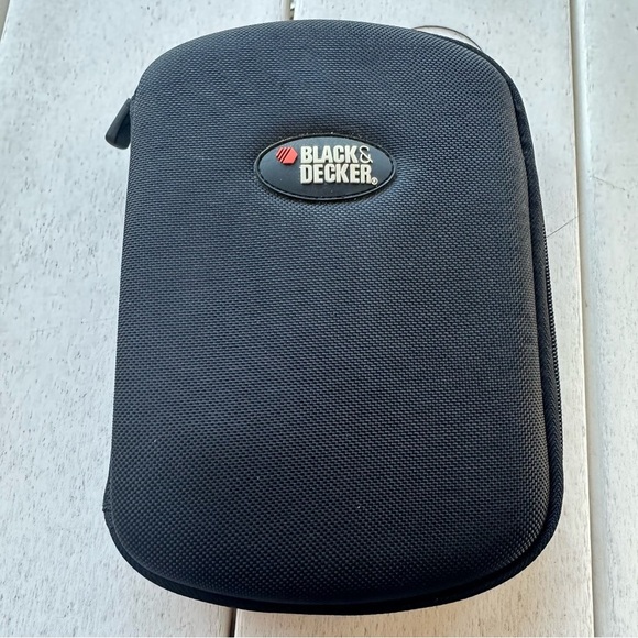 Black & Decker BullsEye Auto-Leveling Laser with Case BDL190S - Picture 13 of 15